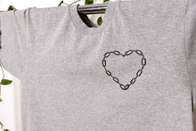 Load image into Gallery viewer, Heart Chain t-shirt - gray